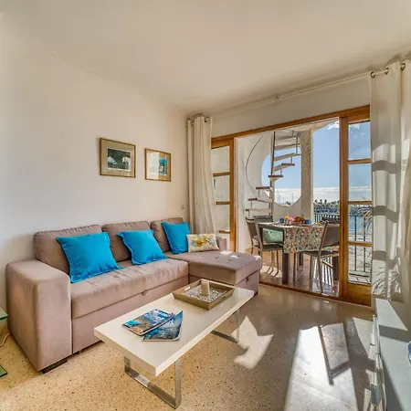 With Private Roof Terrace *